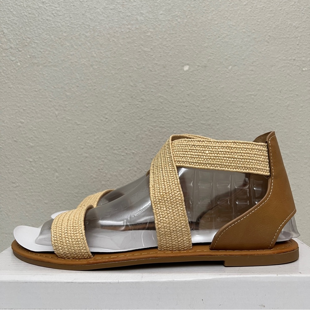 Bamboo Crisscross Strap Sandals
